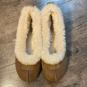 UGG Moccasin Slippers, size 7